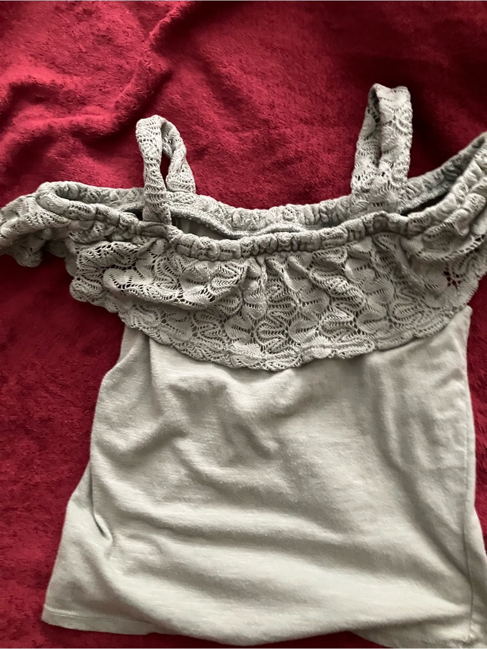 SO Lace Yoke Tank Top in Light Gray